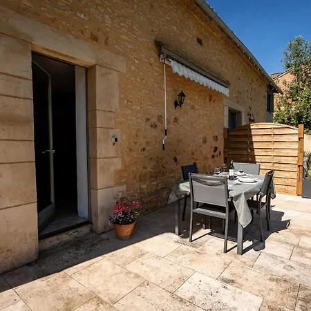 Hébergement de vacances Au Coin Des Arbres - Laurier&genevrier Biron (Dordogne)